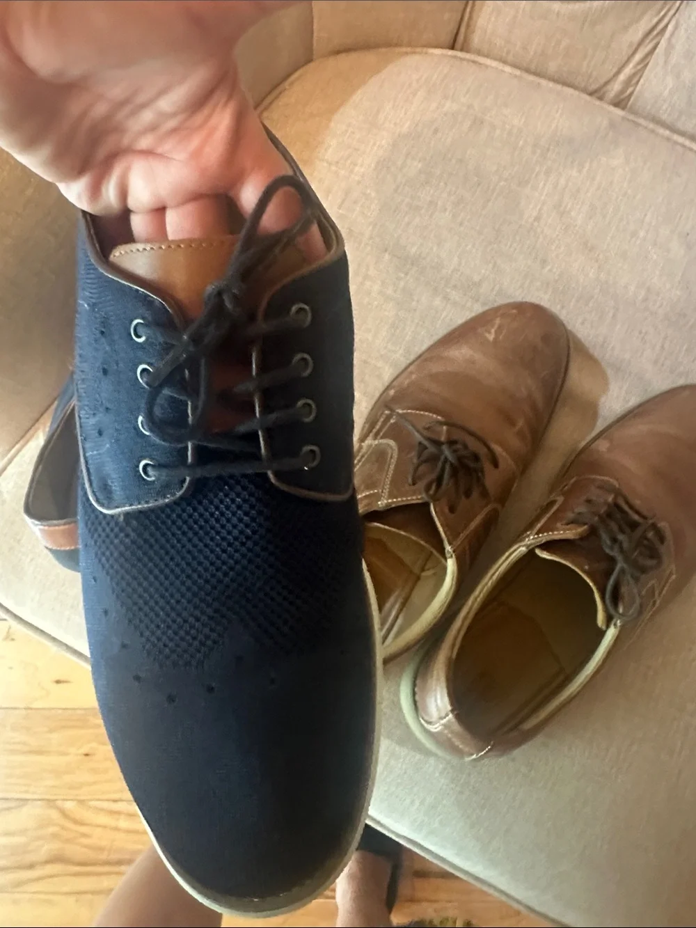 2 pairs of Johnston & Murphy Boys size 7